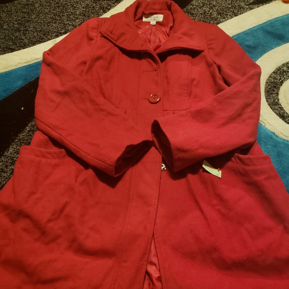 Small maternity coat